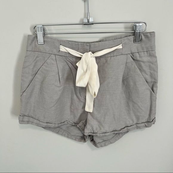 Aritzia Wilfred Allegra Shorts Light Grey Linen  Shorts - Picture 5 of 14